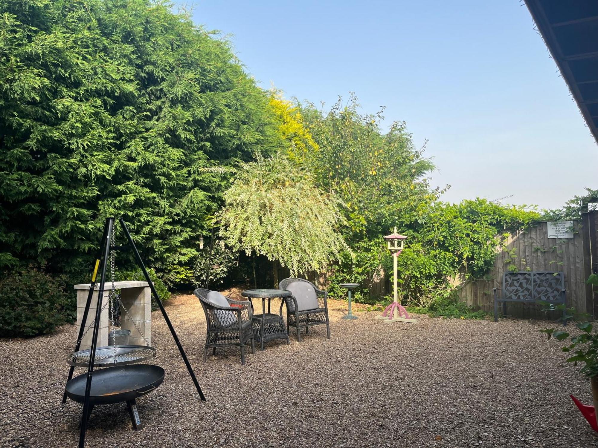 Fairview Farm Holiday Accommodation 14 Luxury Lodges, Cabins, Dog Friendly, Suitable For Couples, Families And Groups, Wedding Guests , Corporate Events, Sleeps 2-65 Guests In Ravenshead, Nottingham Near Sherwood Forest, Set In 88 Acres Esterno foto