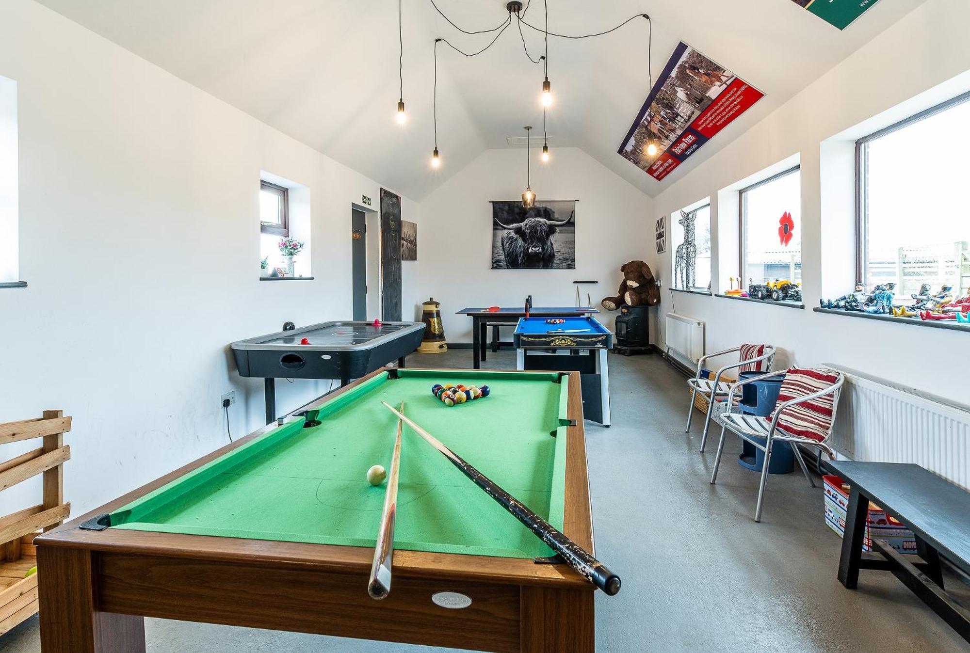 Fairview Farm Holiday Accommodation 14 Luxury Lodges, Cabins, Dog Friendly, Suitable For Couples, Families And Groups, Wedding Guests , Corporate Events, Sleeps 2-65 Guests In Ravenshead, Nottingham Near Sherwood Forest, Set In 88 Acres Esterno foto